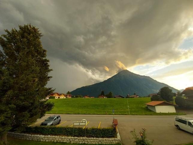 Hotel Restaurant Sunnmatt Aeschi Bei Spiez Dış mekan fotoğraf