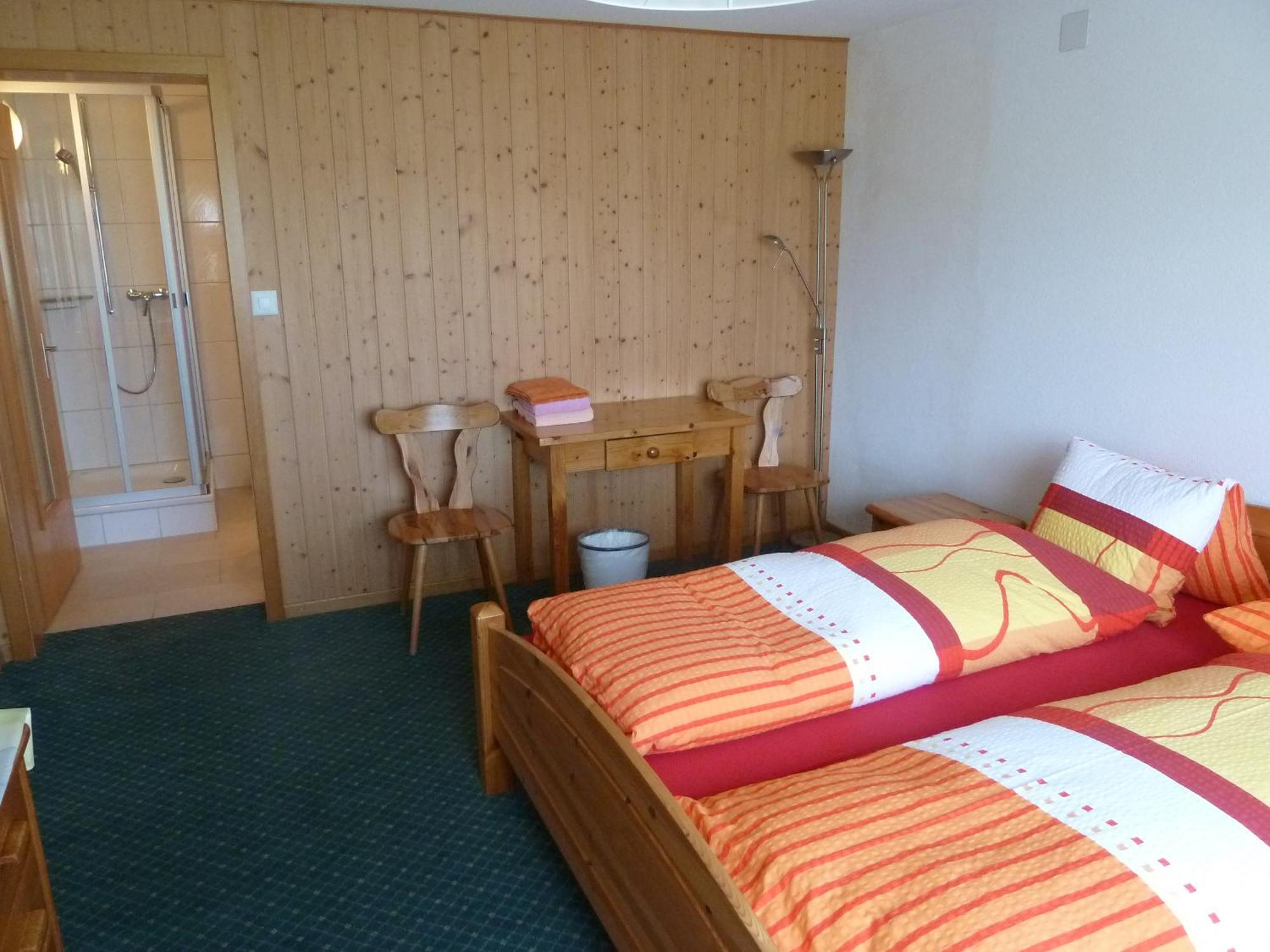 Hotel Restaurant Sunnmatt Aeschi Bei Spiez Dış mekan fotoğraf